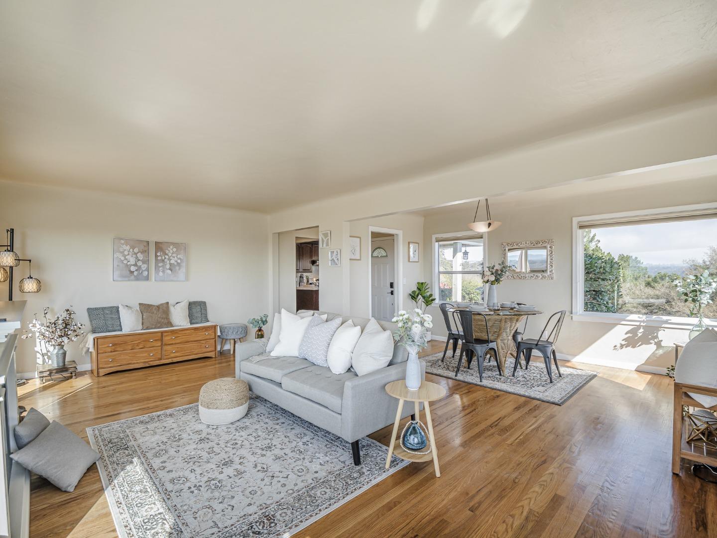 Detail Gallery Image 10 of 47 For 3401 Crestline Way, Soquel,  CA 95073 - 4 Beds | 2/1 Baths