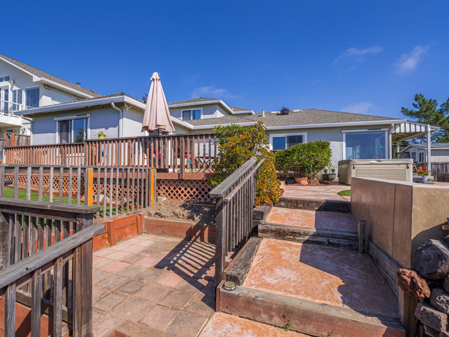 Detail Gallery Image 33 of 47 For 3401 Crestline Way, Soquel,  CA 95073 - 4 Beds | 2/1 Baths