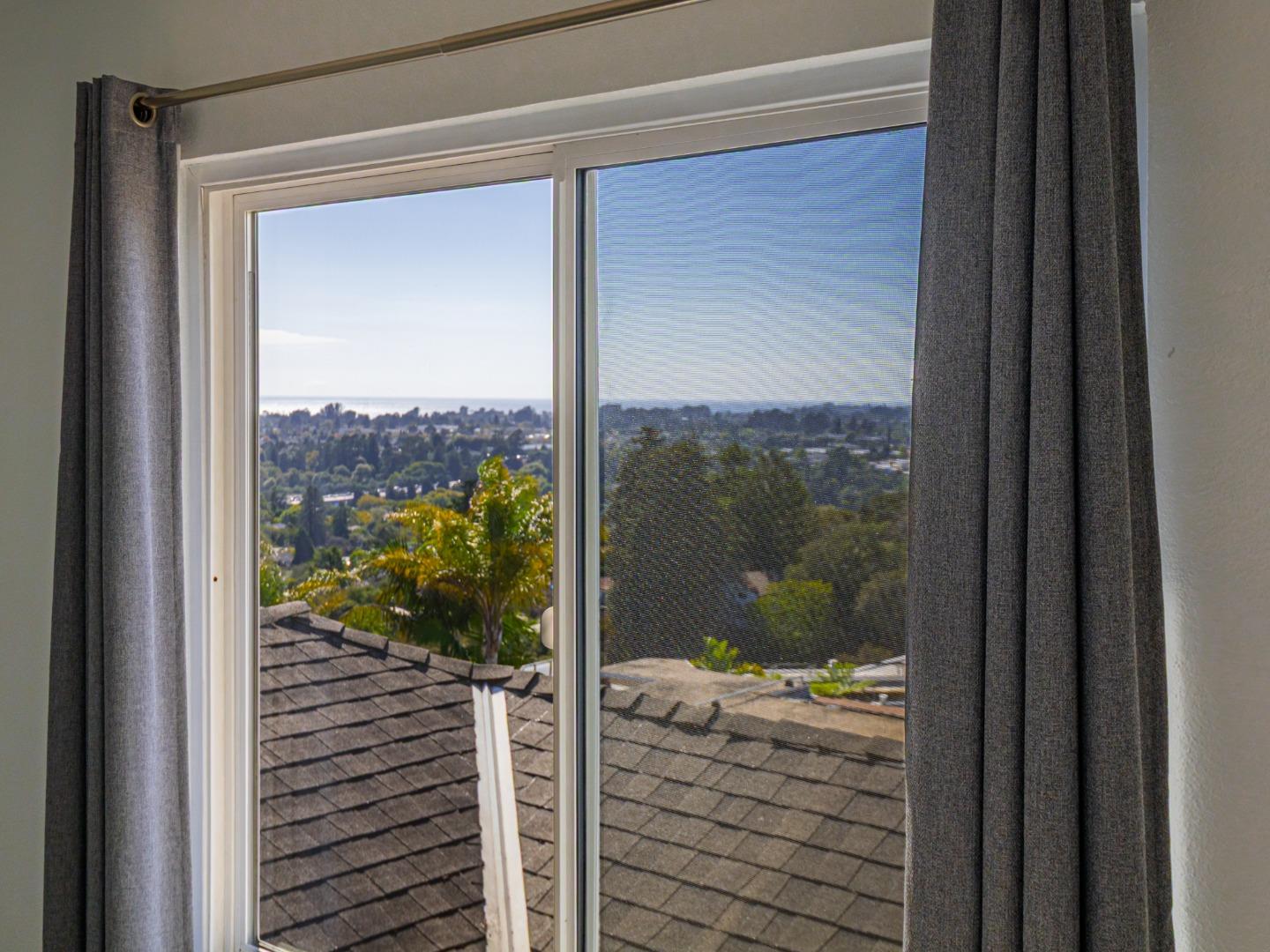 Detail Gallery Image 43 of 47 For 3401 Crestline Way, Soquel,  CA 95073 - 4 Beds | 2/1 Baths