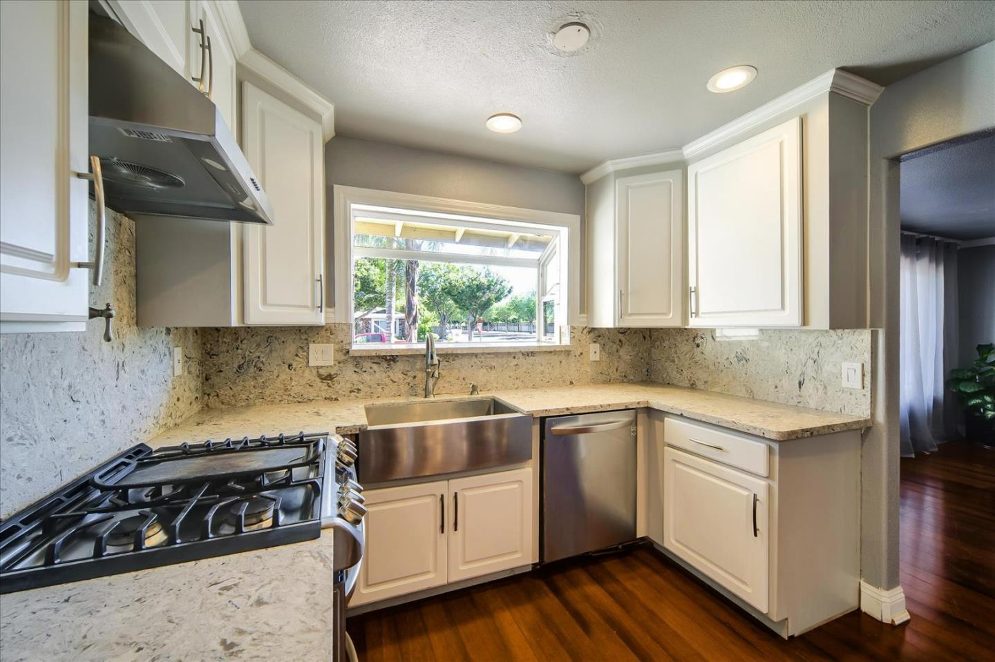 Detail Gallery Image 12 of 24 For 2604 Bon Bon Dr, San Jose,  CA 95148 - 3 Beds | 2 Baths