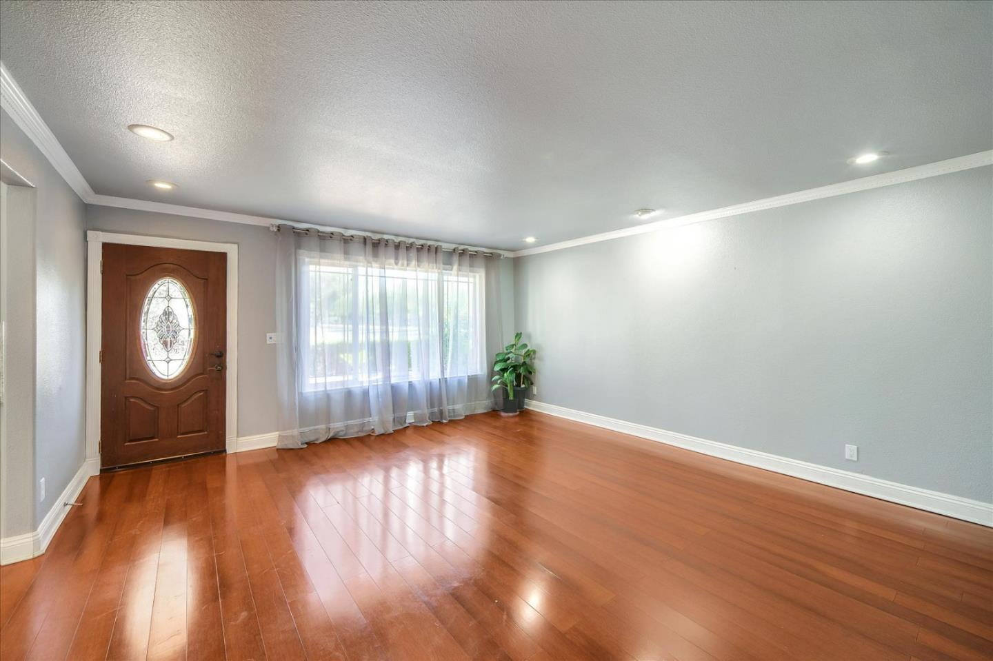 Detail Gallery Image 15 of 24 For 2604 Bon Bon Dr, San Jose,  CA 95148 - 3 Beds | 2 Baths