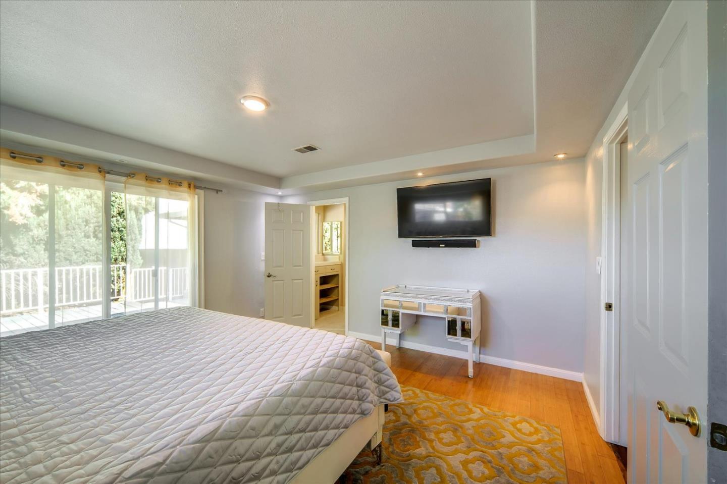 Detail Gallery Image 18 of 24 For 2604 Bon Bon Dr, San Jose,  CA 95148 - 3 Beds | 2 Baths