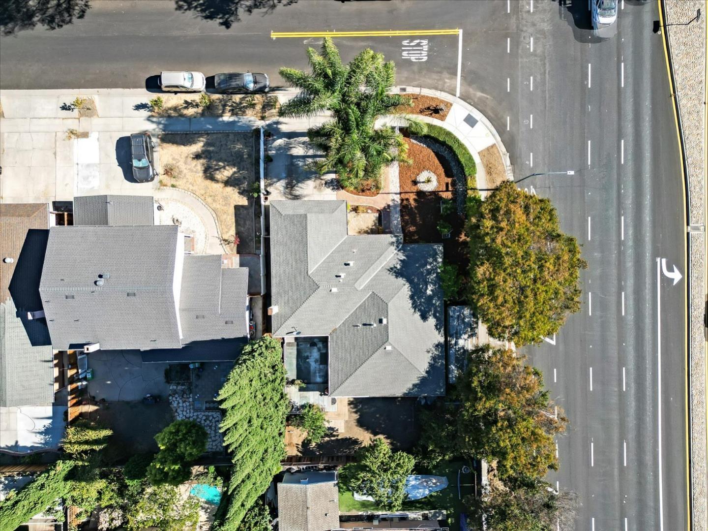 Detail Gallery Image 5 of 24 For 2604 Bon Bon Dr, San Jose,  CA 95148 - 3 Beds | 2 Baths