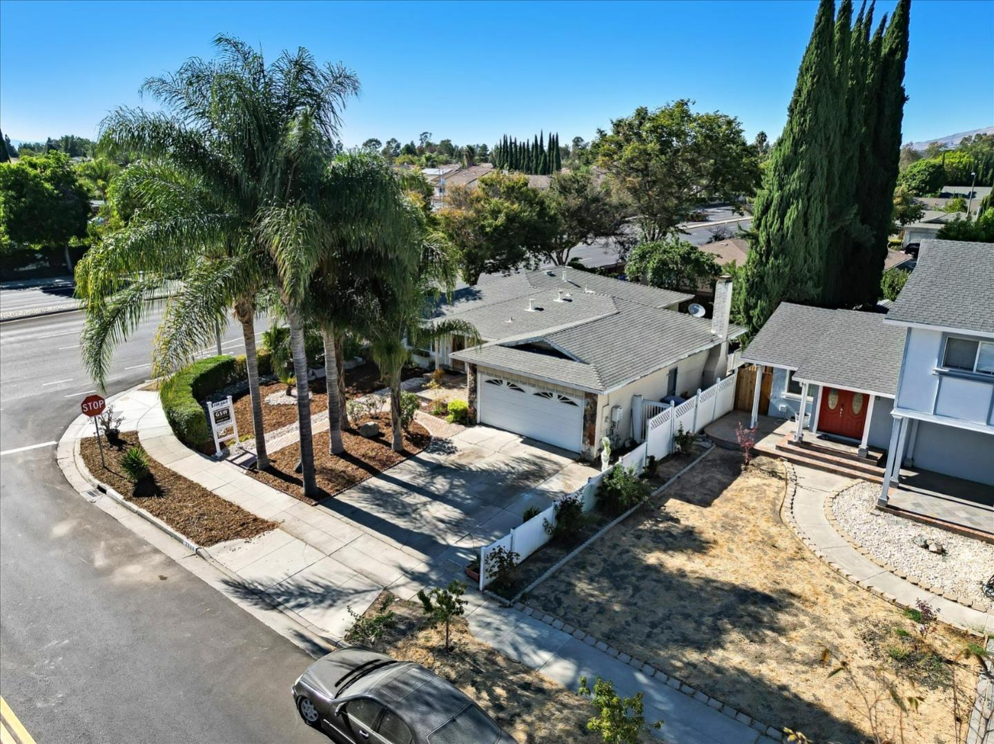 Detail Gallery Image 9 of 24 For 2604 Bon Bon Dr, San Jose,  CA 95148 - 3 Beds | 2 Baths