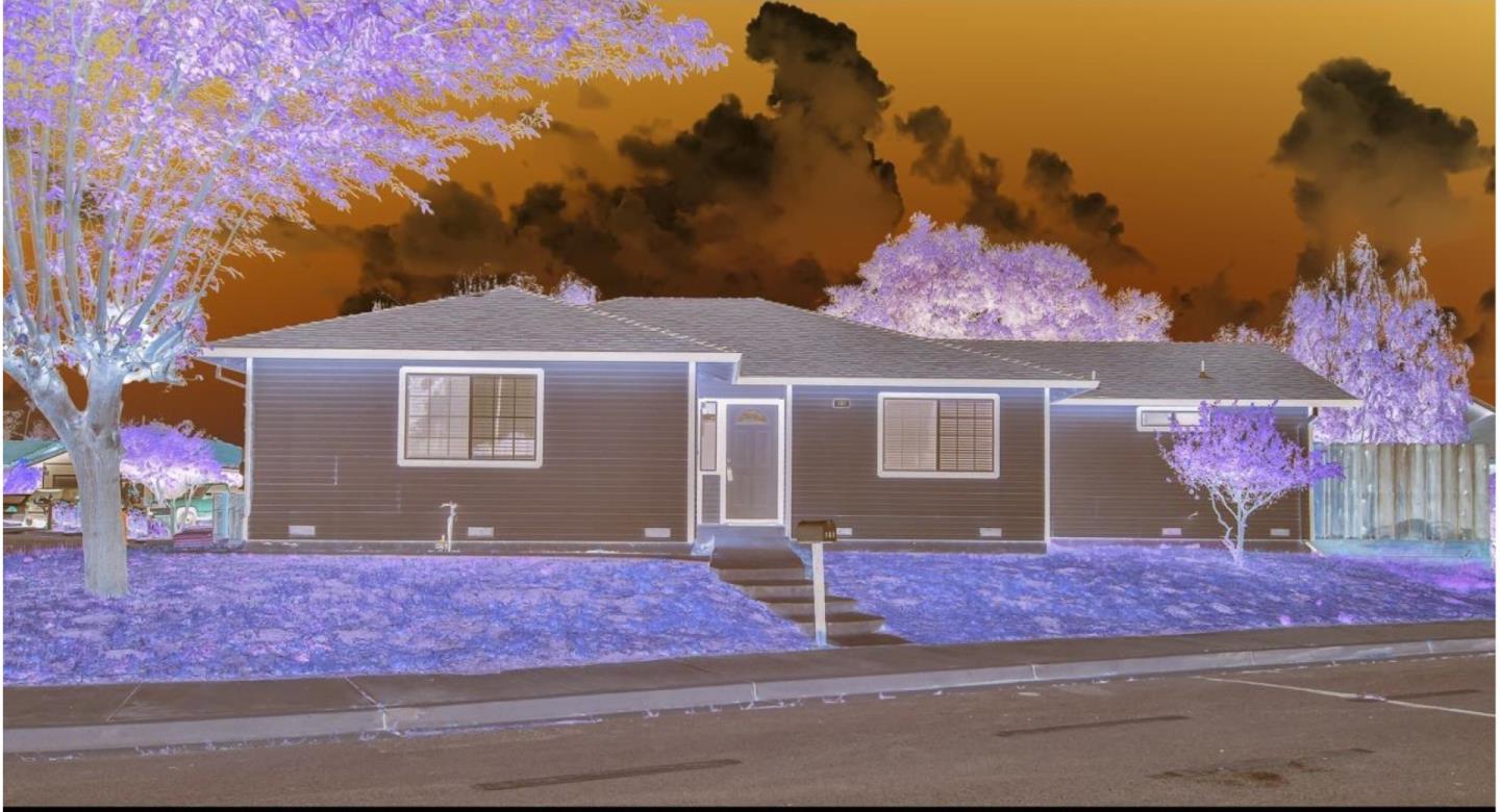 Detail Gallery Image 2 of 26 For 101 Westside Blvd, Hollister,  CA 95023 - 3 Beds | 2 Baths