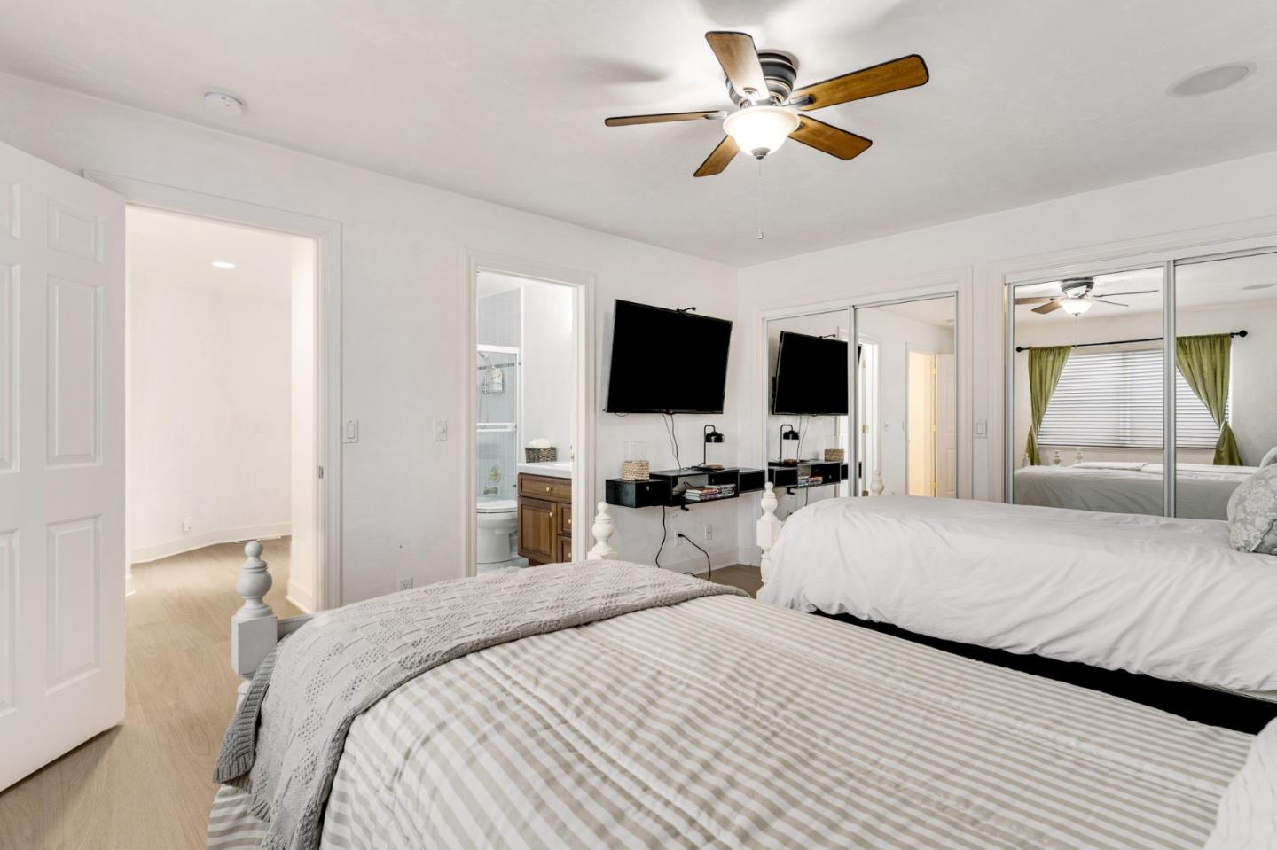 Detail Gallery Image 36 of 42 For 1 Overlook Pl, Monterey,  CA 93940 - 3 Beds | 3/1 Baths