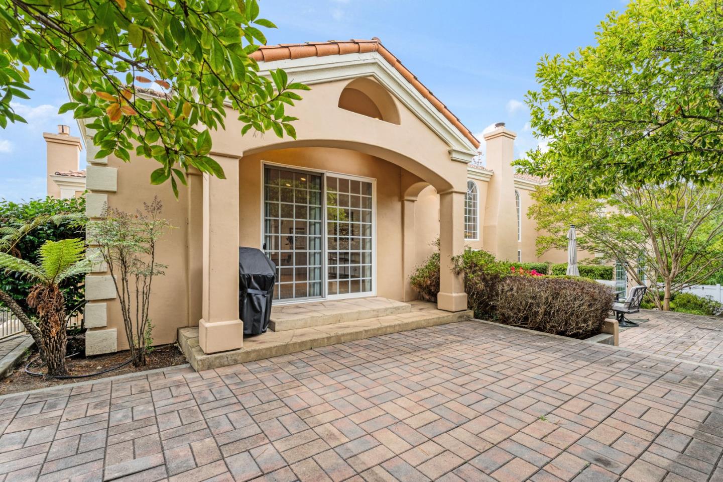 Detail Gallery Image 38 of 42 For 1 Overlook Pl, Monterey,  CA 93940 - 3 Beds | 3/1 Baths