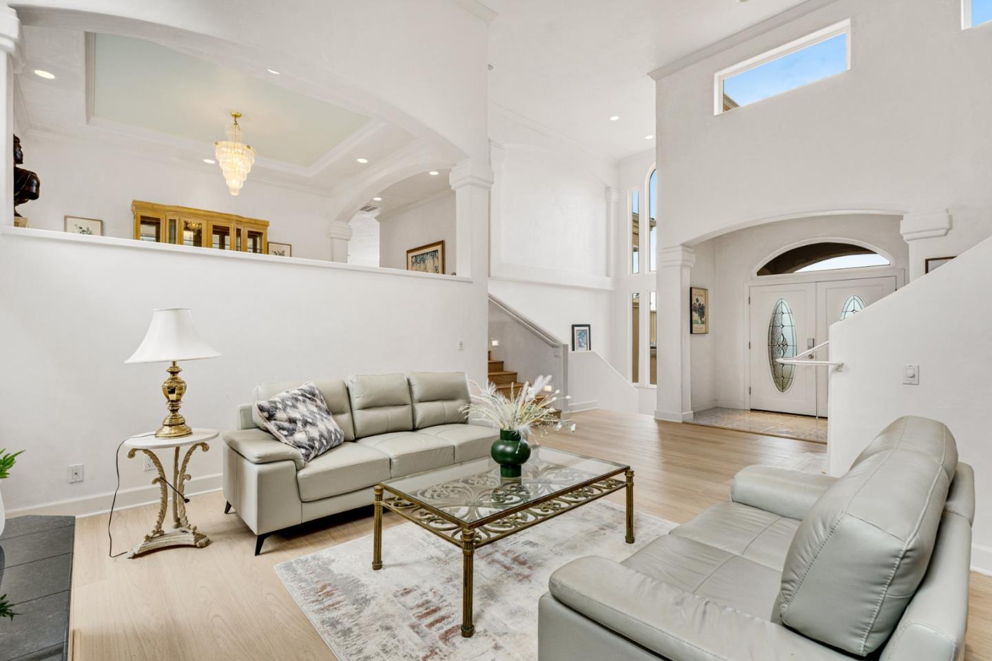 Detail Gallery Image 6 of 42 For 1 Overlook Pl, Monterey,  CA 93940 - 3 Beds | 3/1 Baths