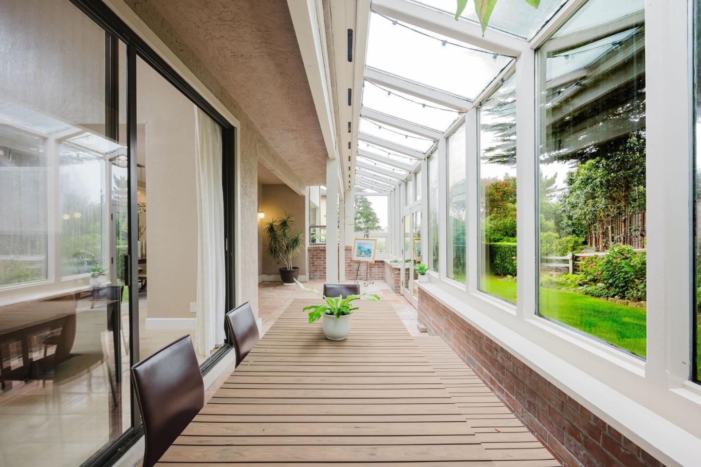 Detail Gallery Image 12 of 34 For 2329 Burning Tree Rd, Half Moon Bay,  CA 94019 - 4 Beds | 2/1 Baths