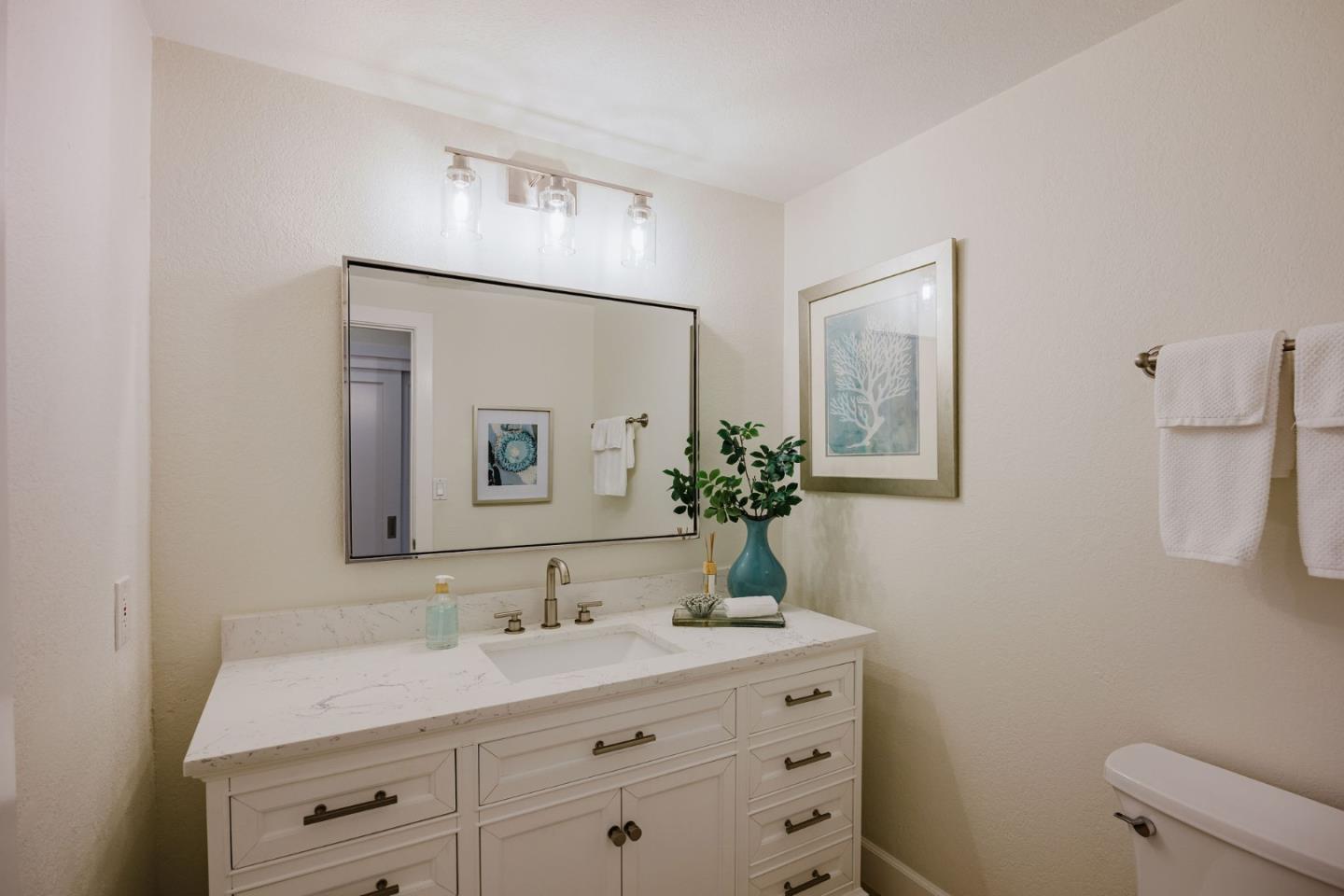 Detail Gallery Image 30 of 34 For 2329 Burning Tree Rd, Half Moon Bay,  CA 94019 - 4 Beds | 2/1 Baths