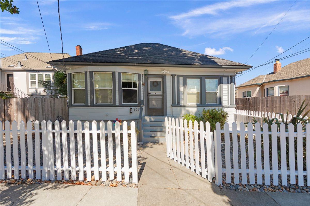 Detail Gallery Image 14 of 32 For 315-327 Grand Blvd, San Mateo,  CA 94401 - – Beds | – Baths