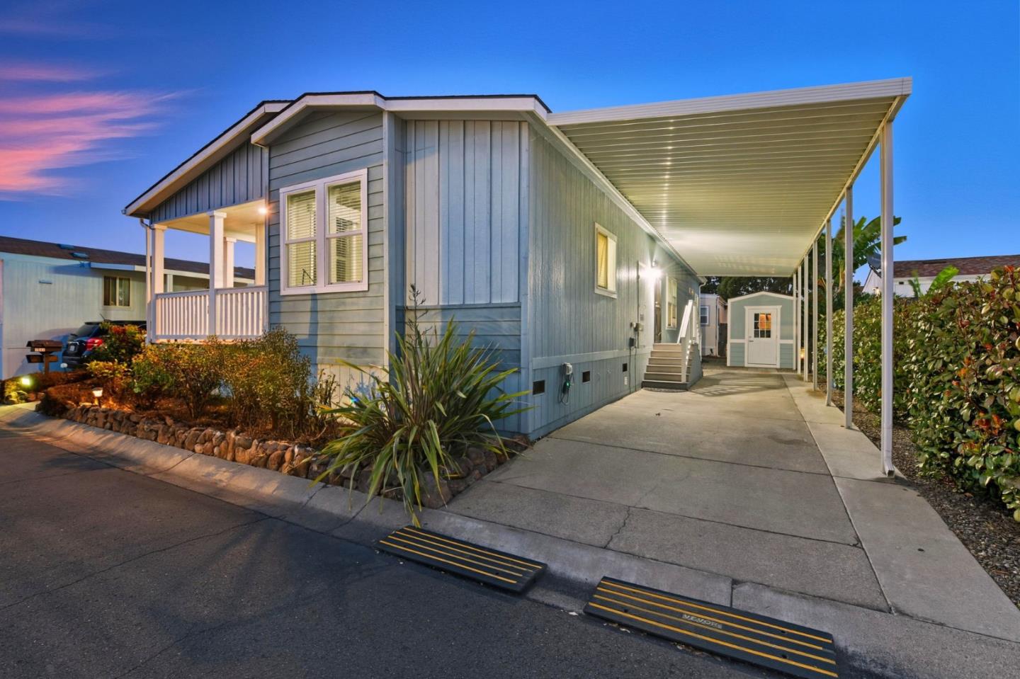 Detail Gallery Image 3 of 26 For 1541 Ortega #39,  Hayward,  CA 94544 - 2 Beds | 2 Baths