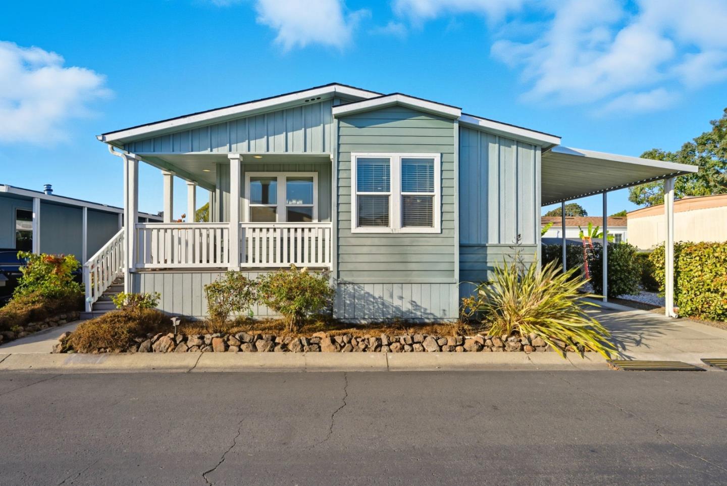 Detail Gallery Image 4 of 26 For 1541 Ortega #39,  Hayward,  CA 94544 - 2 Beds | 2 Baths