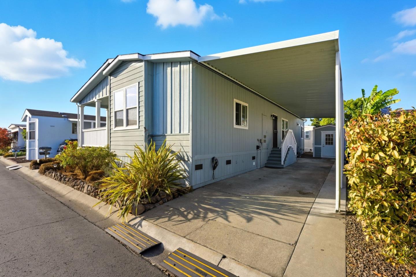 Detail Gallery Image 6 of 26 For 1541 Ortega #39,  Hayward,  CA 94544 - 2 Beds | 2 Baths