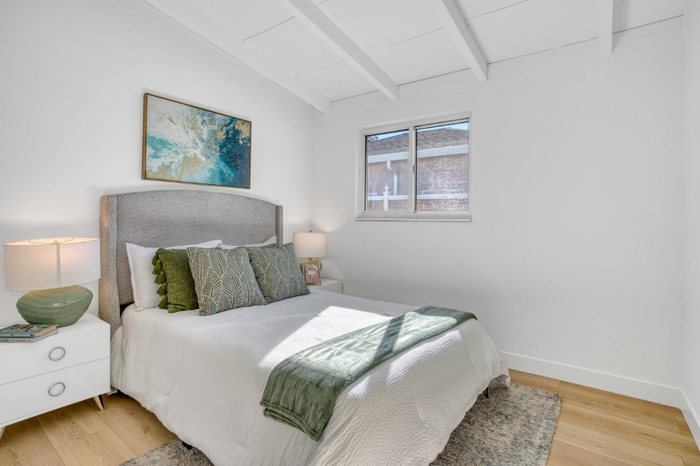 Detail Gallery Image 15 of 25 For 128 Grace Ave, East Palo Alto,  CA 94303 - 3 Beds | 1/1 Baths