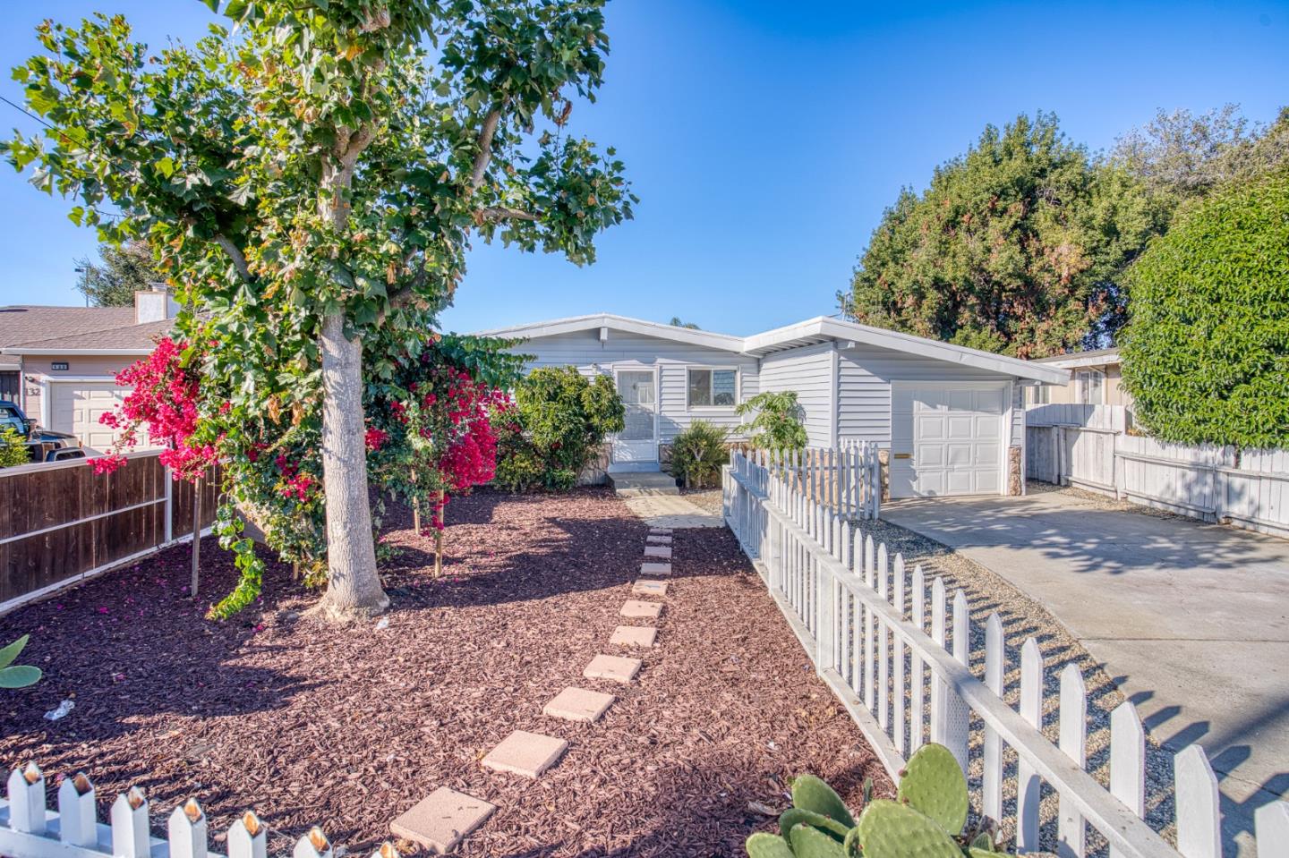 Detail Gallery Image 24 of 25 For 128 Grace Ave, East Palo Alto,  CA 94303 - 3 Beds | 1/1 Baths