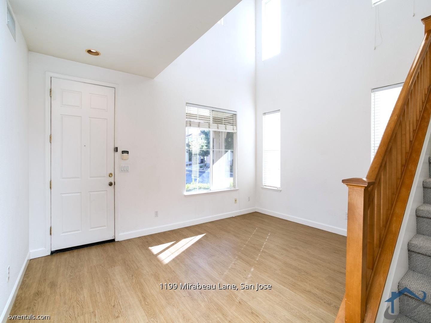 Detail Gallery Image 3 of 24 For 1199 Mirabeau Ln, San Jose,  CA 95132 - 3 Beds | 2/1 Baths