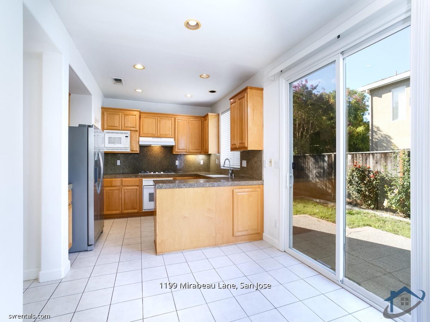 Detail Gallery Image 4 of 24 For 1199 Mirabeau Ln, San Jose,  CA 95132 - 3 Beds | 2/1 Baths