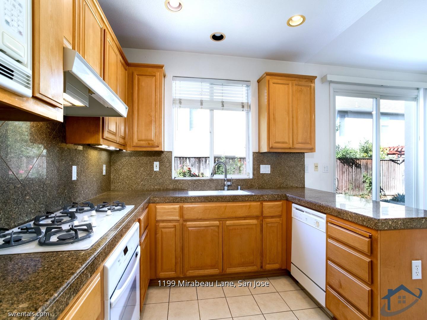 Detail Gallery Image 6 of 24 For 1199 Mirabeau Ln, San Jose,  CA 95132 - 3 Beds | 2/1 Baths