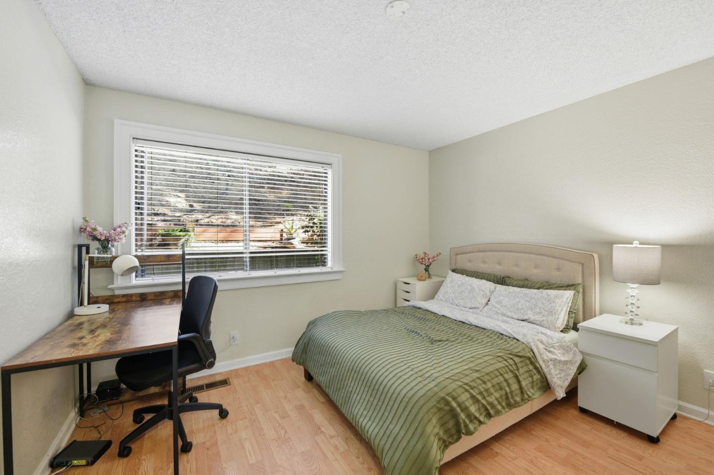 Detail Gallery Image 15 of 30 For 22140 Castille Ln #75,  Hayward,  CA 94541 - 3 Beds | 2/1 Baths