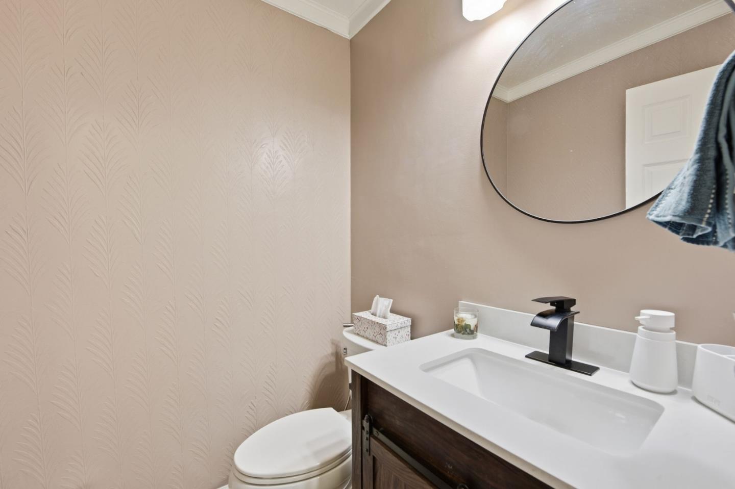 Detail Gallery Image 20 of 30 For 22140 Castille Ln #75,  Hayward,  CA 94541 - 3 Beds | 2/1 Baths