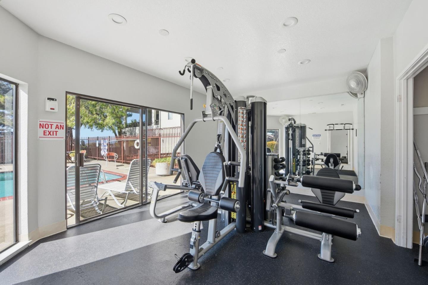 Detail Gallery Image 28 of 30 For 22140 Castille Ln #75,  Hayward,  CA 94541 - 3 Beds | 2/1 Baths