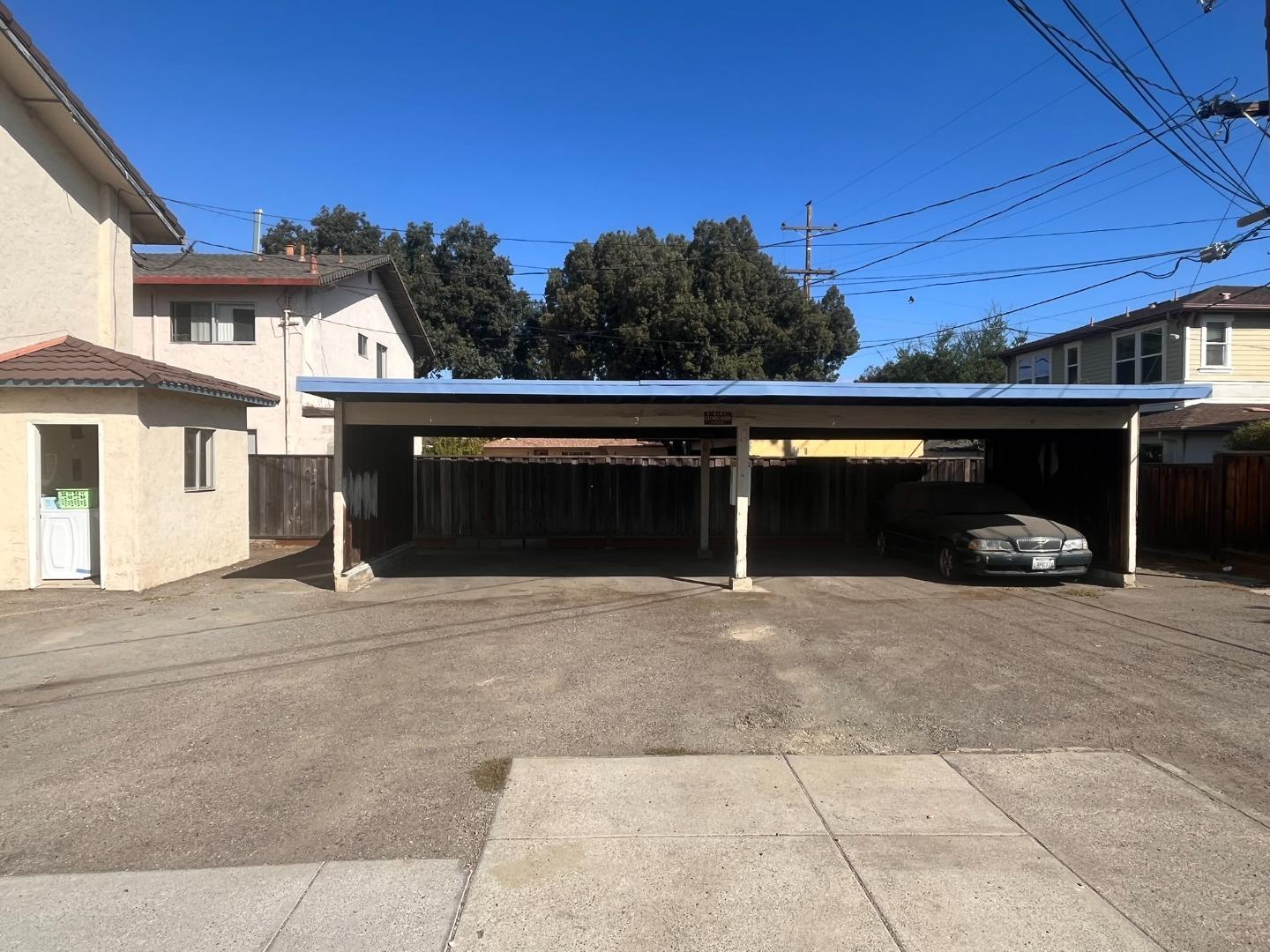 Detail Gallery Image 8 of 10 For 1564 Quebec #2,  Sunnyvale,  CA 94087 - 2 Beds | 1 Baths