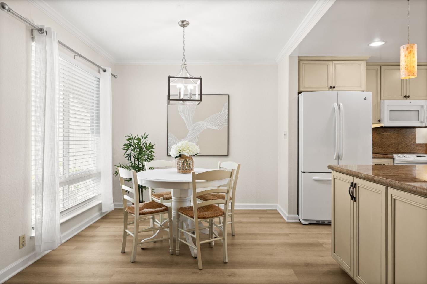 Detail Gallery Image 10 of 29 For 659 Libra Ln, Foster City,  CA 94404 - 2 Beds | 1/1 Baths