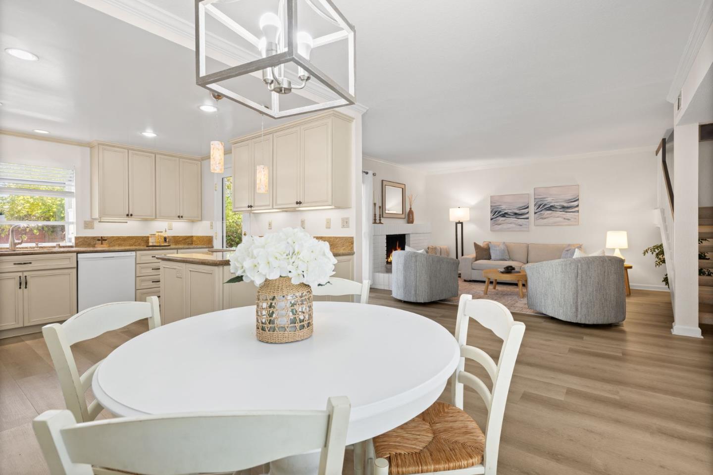 Detail Gallery Image 11 of 29 For 659 Libra Ln, Foster City,  CA 94404 - 2 Beds | 1/1 Baths