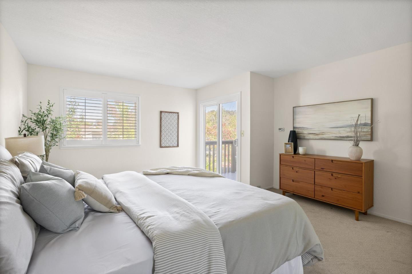 Detail Gallery Image 20 of 29 For 659 Libra Ln, Foster City,  CA 94404 - 2 Beds | 1/1 Baths