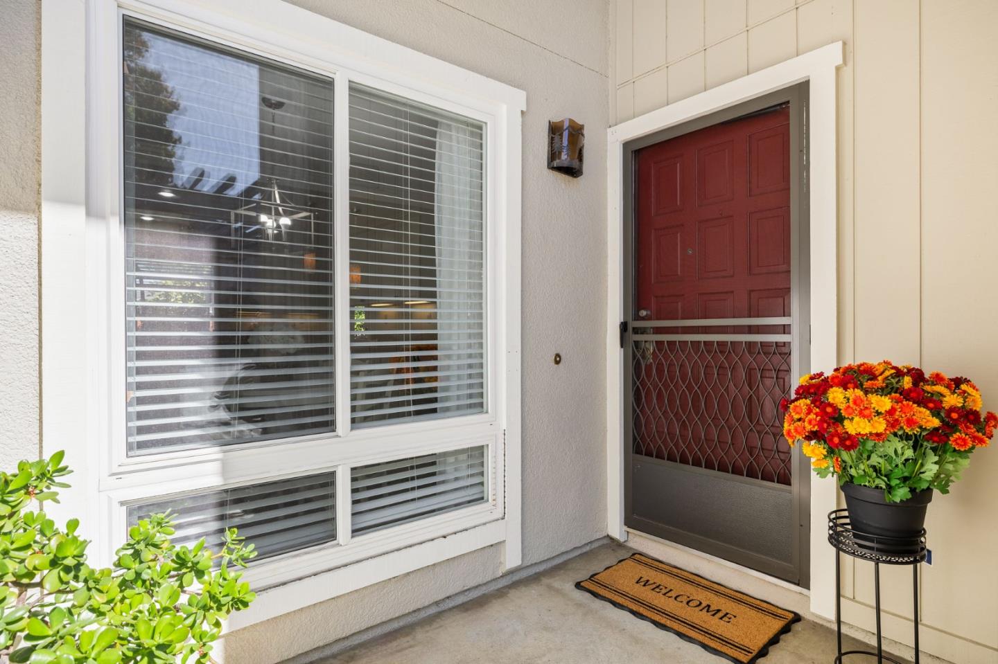 Detail Gallery Image 4 of 29 For 659 Libra Ln, Foster City,  CA 94404 - 2 Beds | 1/1 Baths