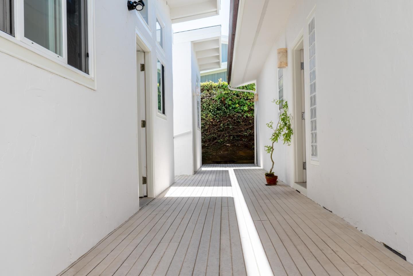 Detail Gallery Image 35 of 41 For 745 Las Olas Drive, Aptos,  CA 95003 - 3 Beds | 3/1 Baths