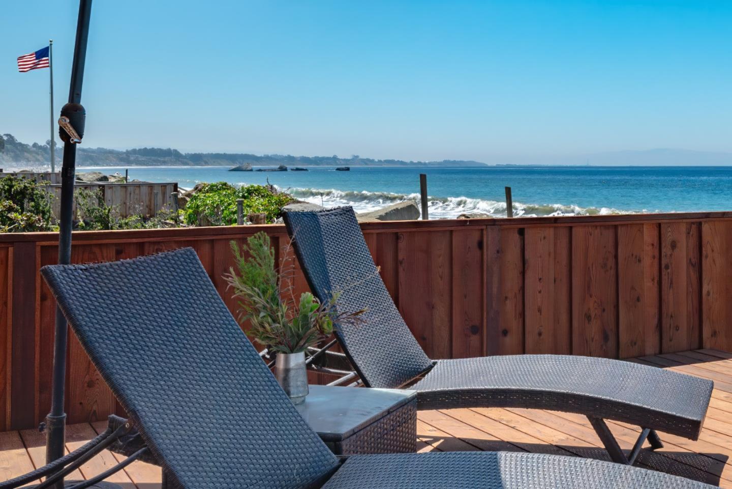 Detail Gallery Image 5 of 41 For 745 Las Olas Drive, Aptos,  CA 95003 - 3 Beds | 3/1 Baths