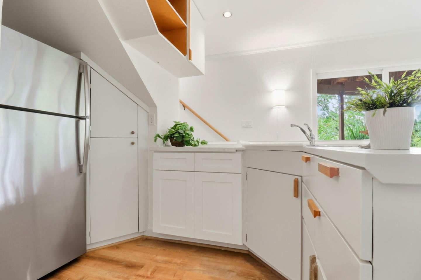 Detail Gallery Image 21 of 35 For 20 Brookmont Cir, San Anselmo,  CA 94960 - 3 Beds | 2 Baths