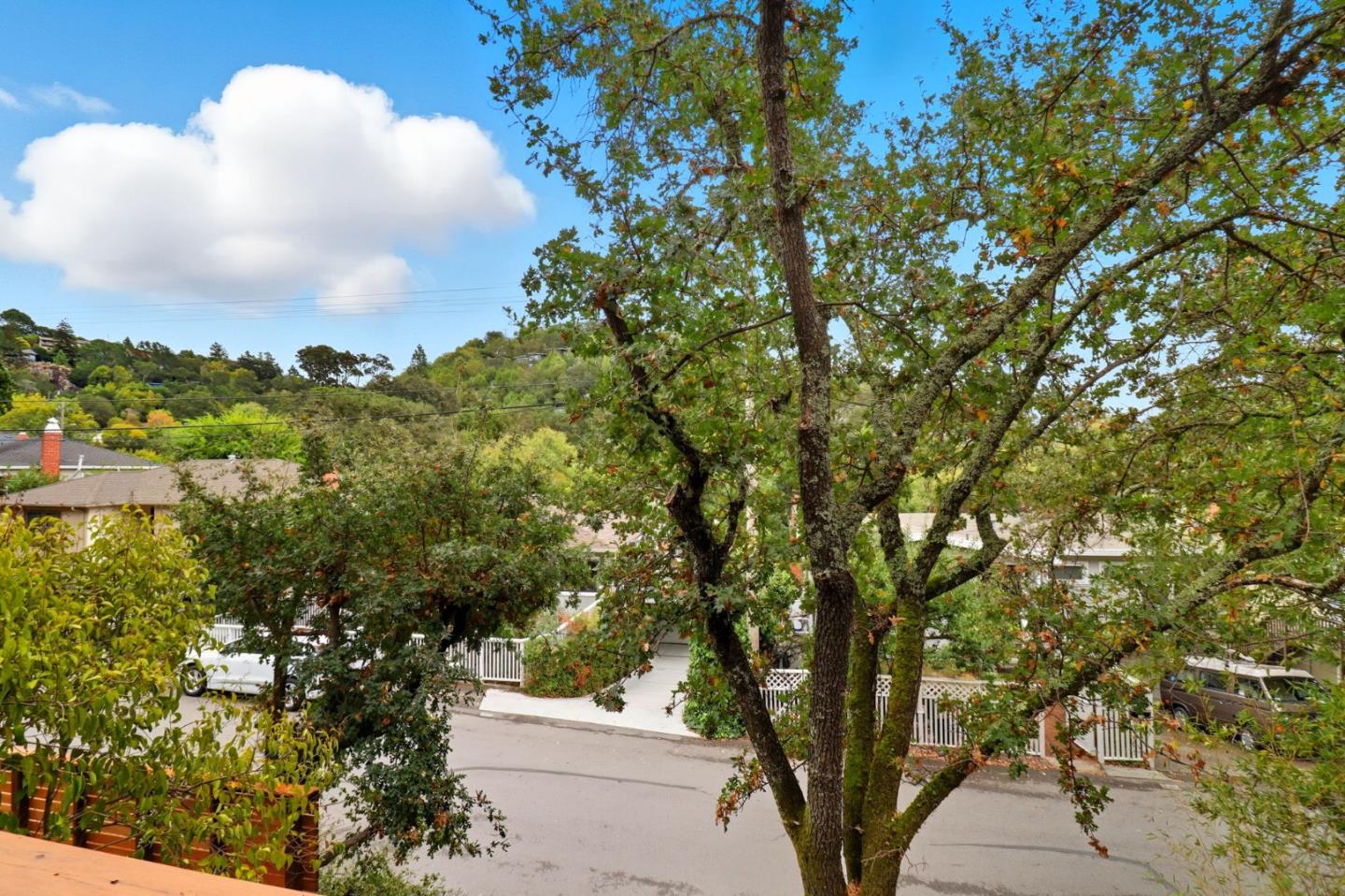 Detail Gallery Image 32 of 35 For 20 Brookmont Cir, San Anselmo,  CA 94960 - 3 Beds | 2 Baths