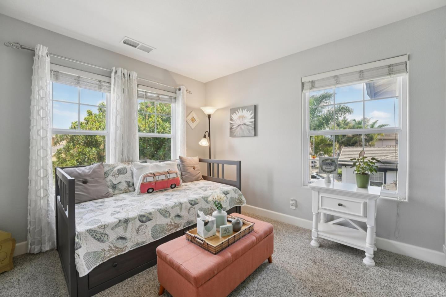 Detail Gallery Image 21 of 40 For 476 Arcadia Way, Salinas,  CA 93906 - 4 Beds | 2/1 Baths