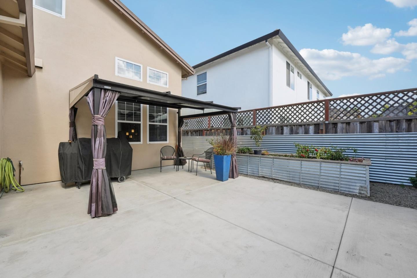 Detail Gallery Image 32 of 40 For 476 Arcadia Way, Salinas,  CA 93906 - 4 Beds | 2/1 Baths