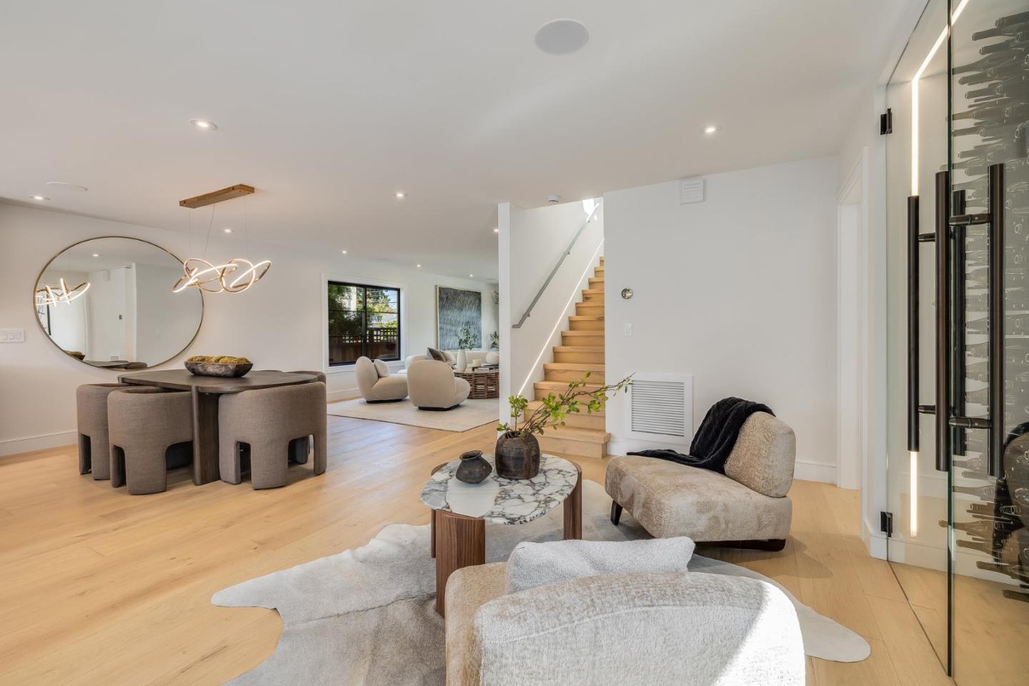 Detail Gallery Image 11 of 72 For 139 Victoria Rd, Burlingame,  CA 94010 - 5 Beds | 5 Baths