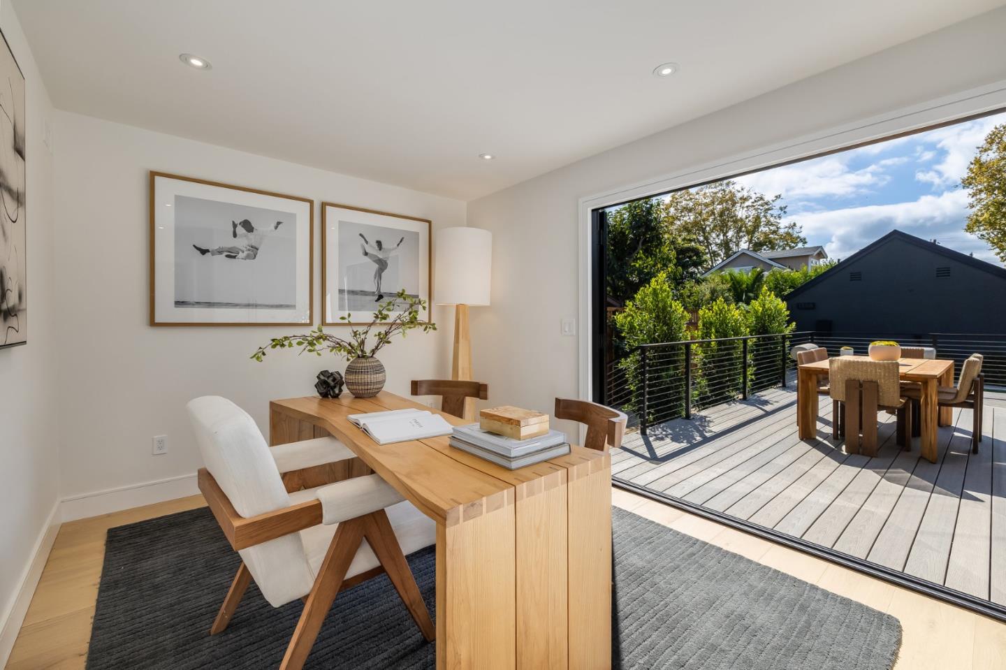 Detail Gallery Image 24 of 72 For 139 Victoria Rd, Burlingame,  CA 94010 - 5 Beds | 5 Baths