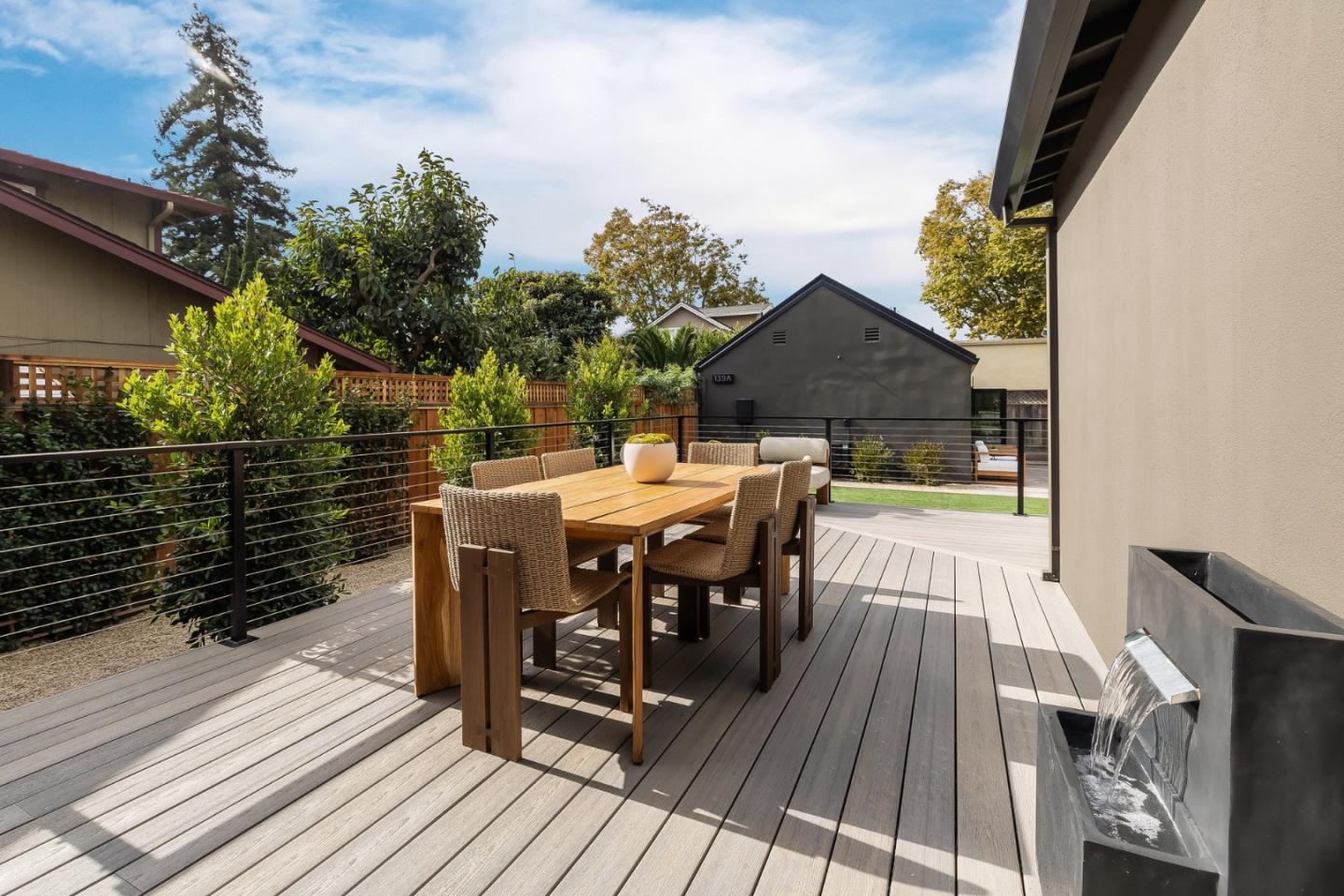 Detail Gallery Image 27 of 72 For 139 Victoria Rd, Burlingame,  CA 94010 - 5 Beds | 5 Baths