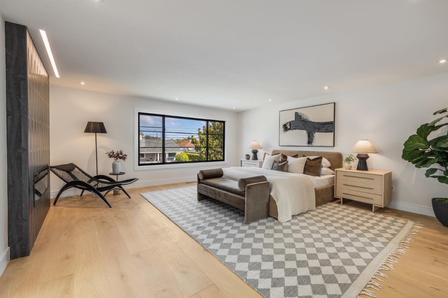 Detail Gallery Image 33 of 72 For 139 Victoria Rd, Burlingame,  CA 94010 - 5 Beds | 5 Baths