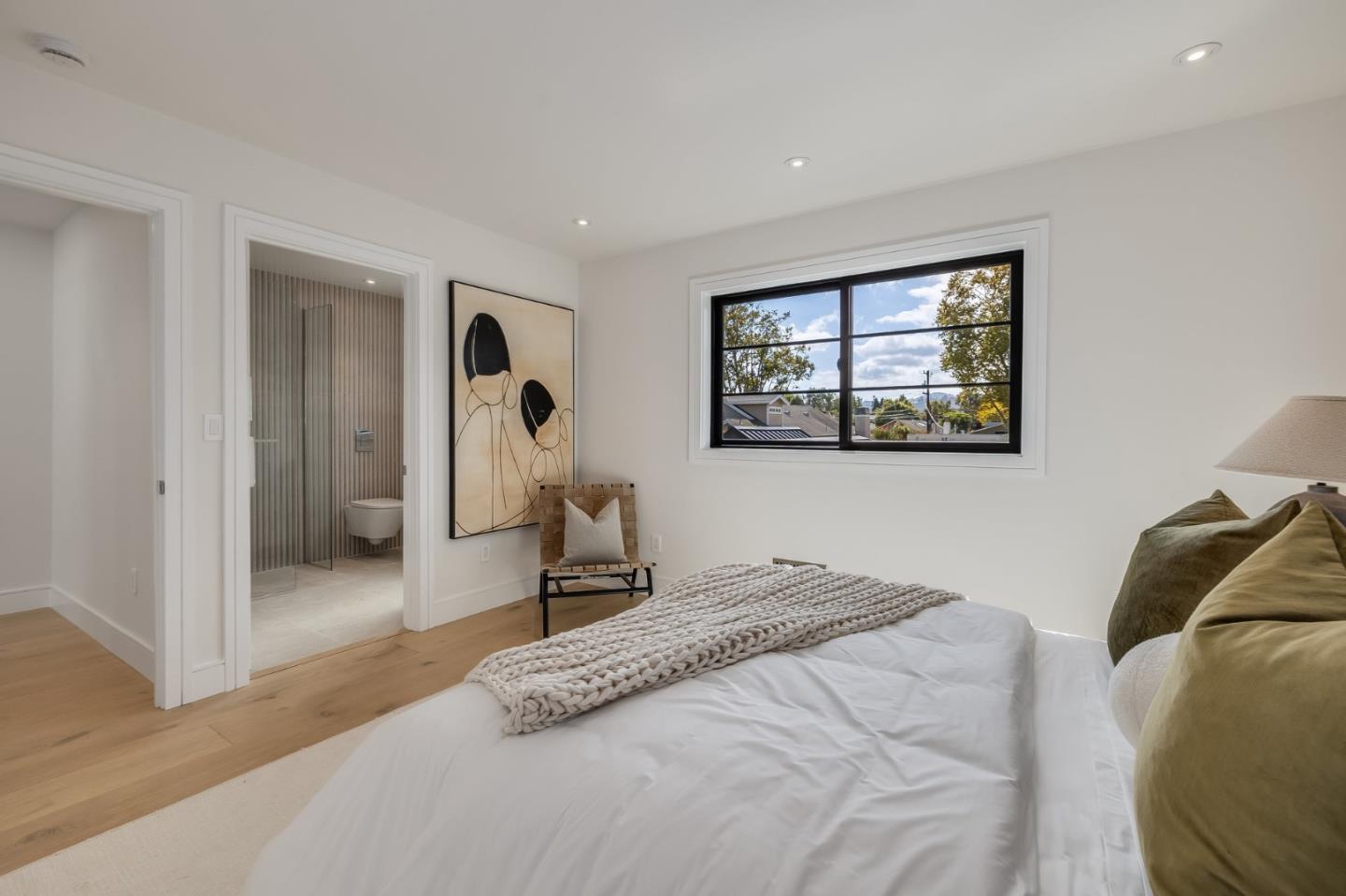 Detail Gallery Image 51 of 72 For 139 Victoria Rd, Burlingame,  CA 94010 - 5 Beds | 5 Baths