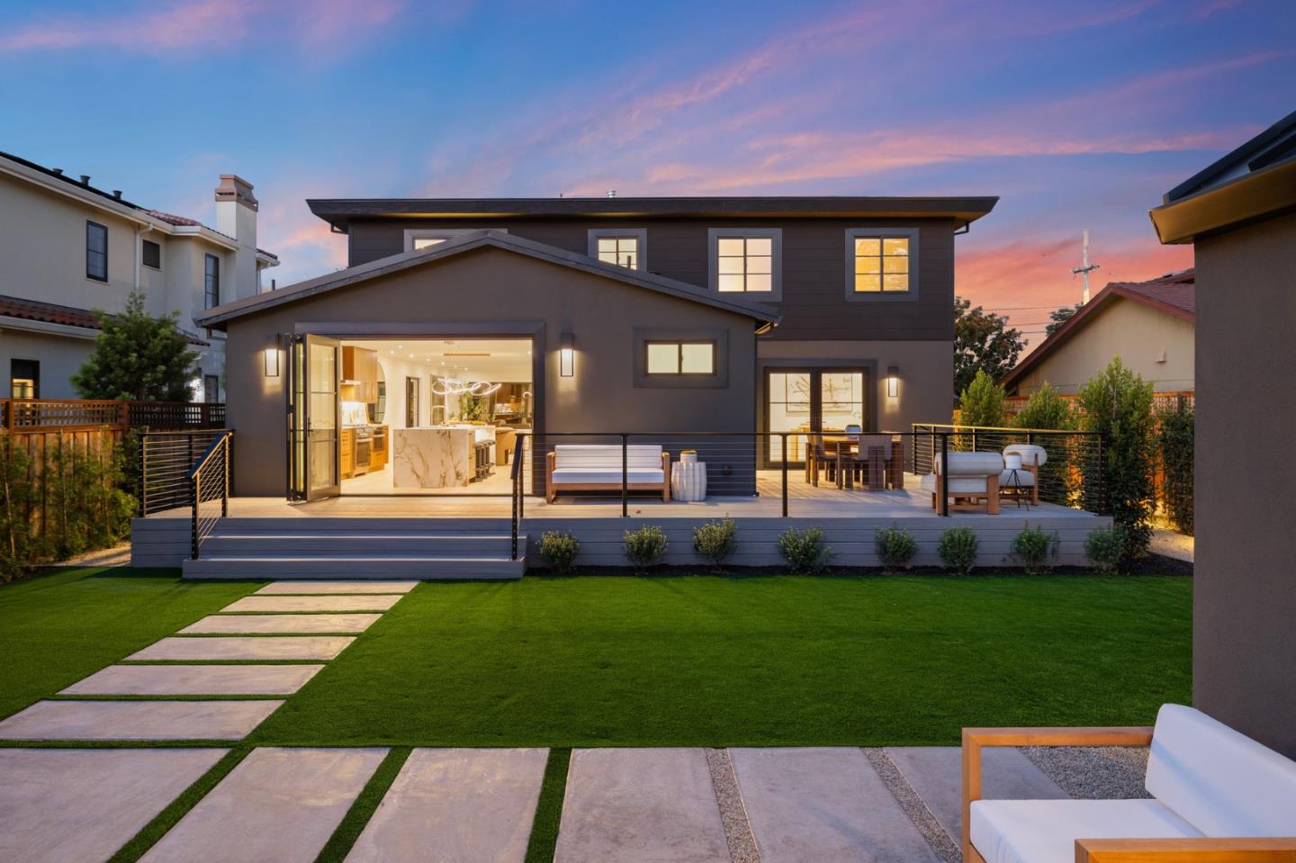 Detail Gallery Image 70 of 72 For 139 Victoria Rd, Burlingame,  CA 94010 - 5 Beds | 5 Baths