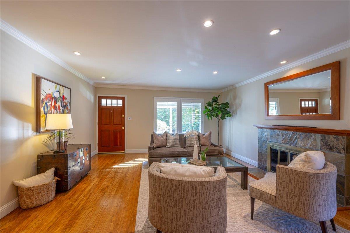 Detail Gallery Image 5 of 25 For 1159 Chesterton Ave, Redwood City,  CA 94061 - 3 Beds | 1 Baths