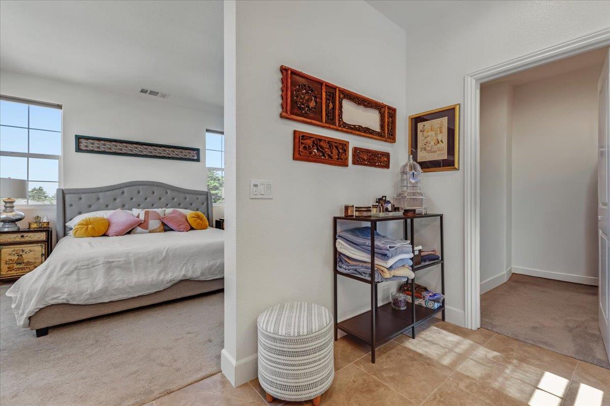 Detail Gallery Image 15 of 39 For 627 Matterhorn Ct, Marina,  CA 93933 - 4 Beds | 2/1 Baths