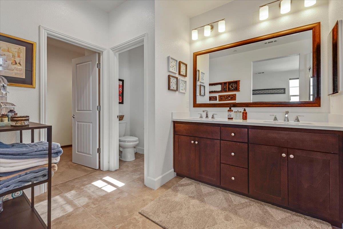 Detail Gallery Image 17 of 39 For 627 Matterhorn Ct, Marina,  CA 93933 - 4 Beds | 2/1 Baths