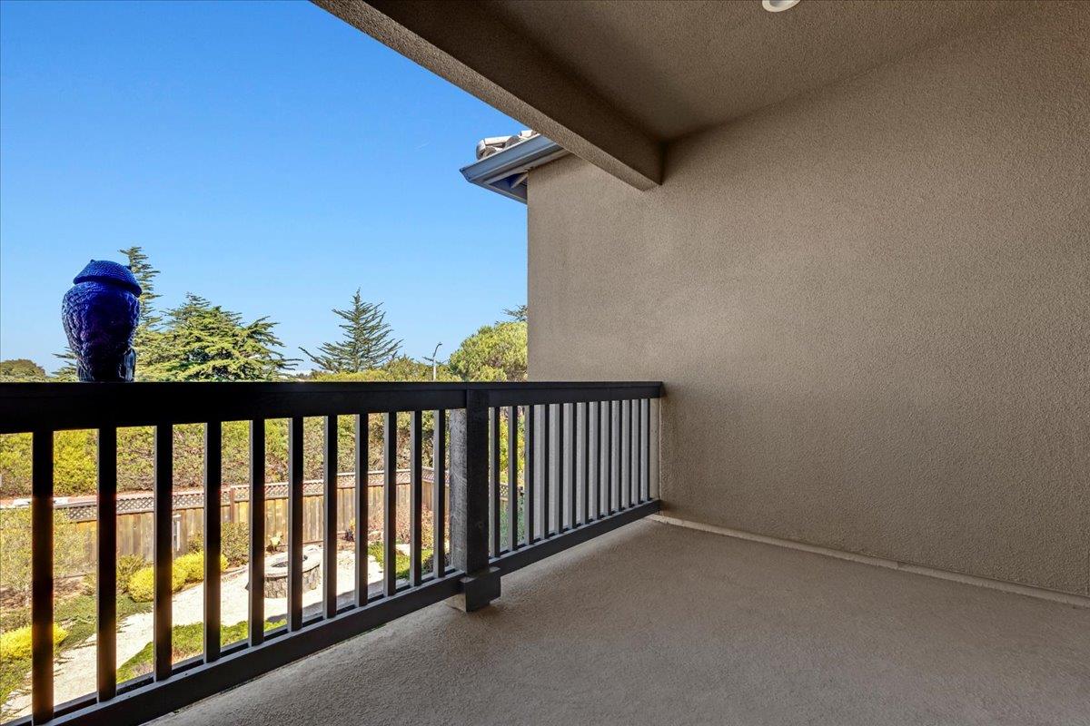 Detail Gallery Image 18 of 39 For 627 Matterhorn Ct, Marina,  CA 93933 - 4 Beds | 2/1 Baths