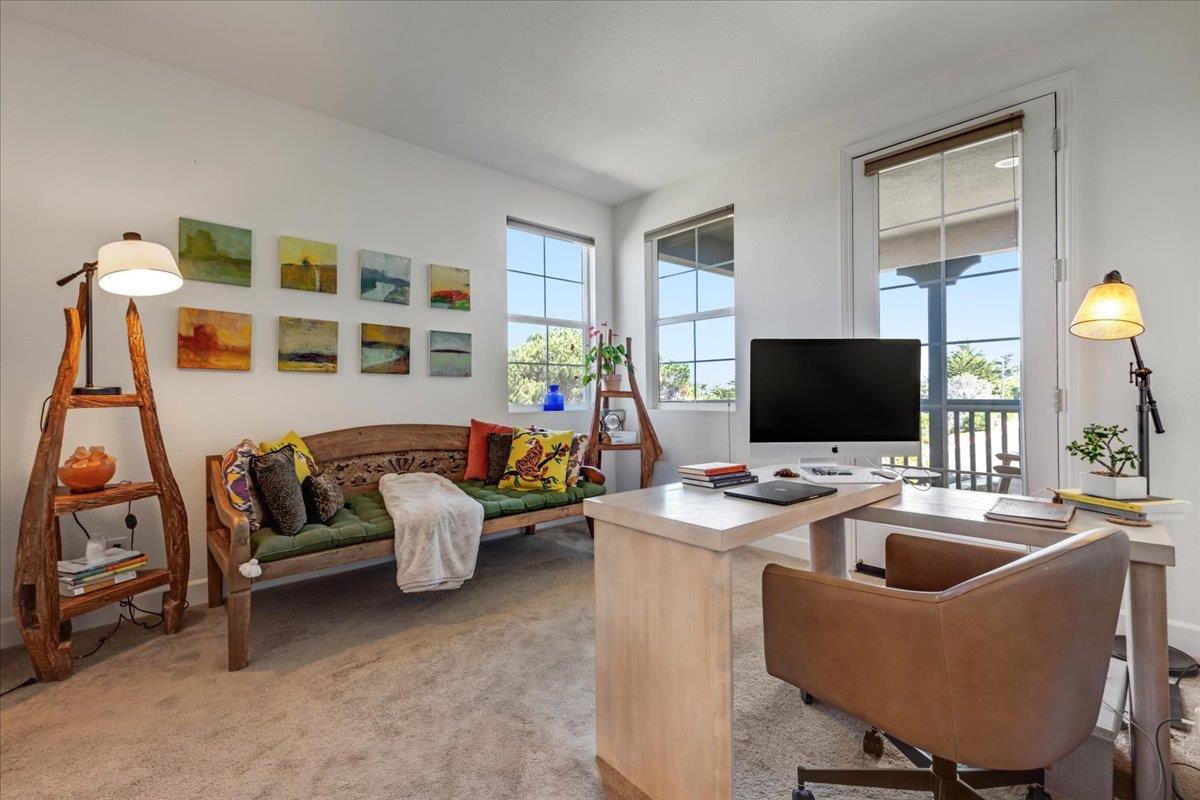 Detail Gallery Image 20 of 39 For 627 Matterhorn Ct, Marina,  CA 93933 - 4 Beds | 2/1 Baths