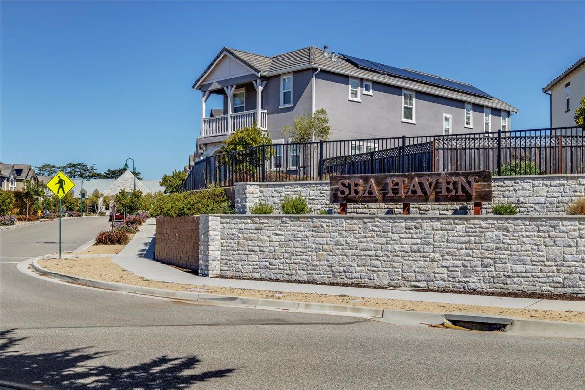 Detail Gallery Image 31 of 39 For 627 Matterhorn Ct, Marina,  CA 93933 - 4 Beds | 2/1 Baths