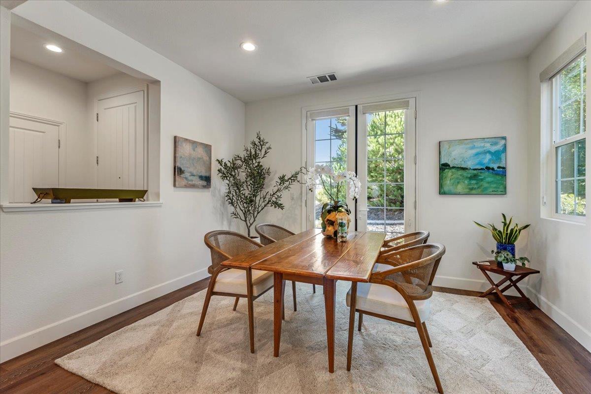 Detail Gallery Image 9 of 39 For 627 Matterhorn Ct, Marina,  CA 93933 - 4 Beds | 2/1 Baths